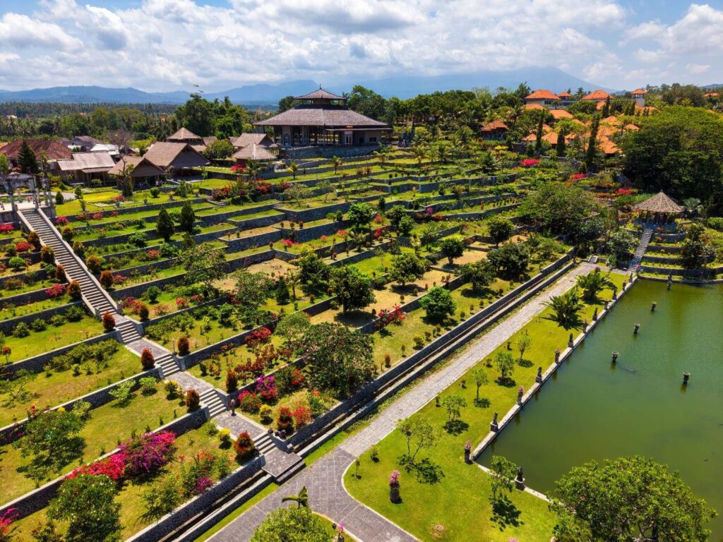 Bali Besakih and Lempuyang Tour